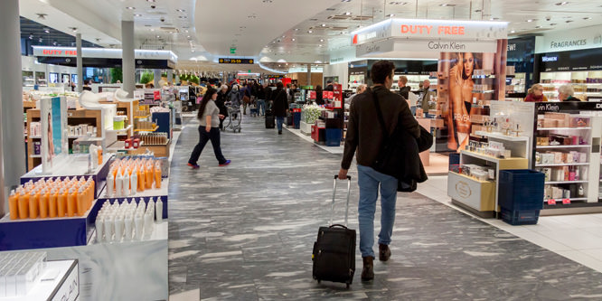 Why is the U.S. so bad at airport retailing?
