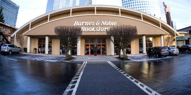 Barnes & Noble, once an indie killer, is losing out to mom-and-pops