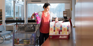 Aldi shoppers are getting curbside pickup, but do they want it? 