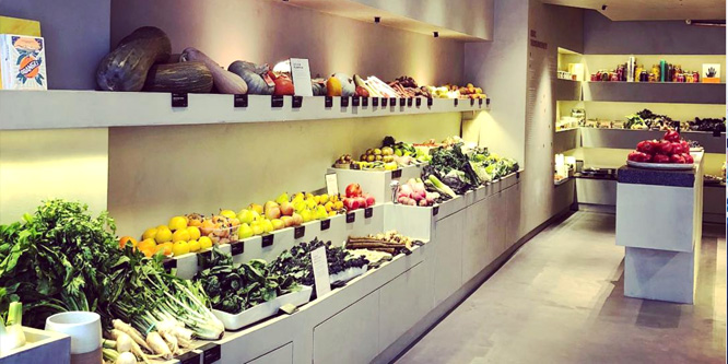 Will displaying produce by season set a new grocery concept apart from rivals?