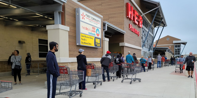 The face mask rule is now simply a suggestion at some H-E-B stores