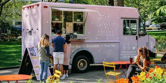 Food trucks find good parking spaces in the suburbs