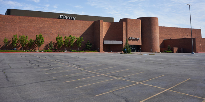 and Mall Operator Look at Turning Sears, J.C. Penney Stores Into  Fulfillment Centers - WSJ