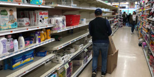 How should retailers communicate supply chain snafus?