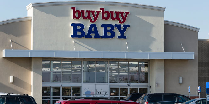 Is spinning off or selling BuyBuy Baby the right move for Bed Bath & Beyond?