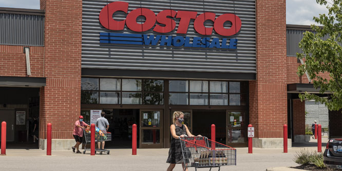 New members re-up at Costco in record numbers