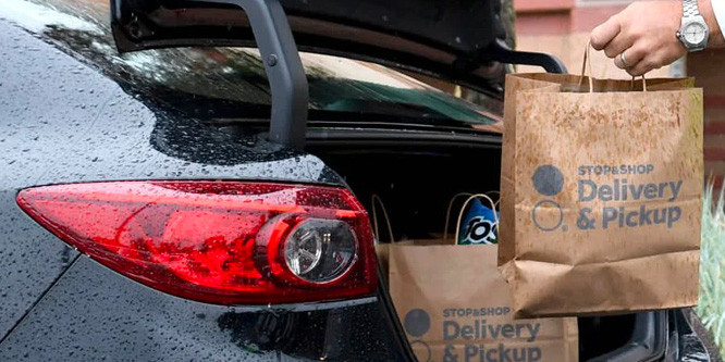 Should retailers charge for curbside pickup? - RetailWire
