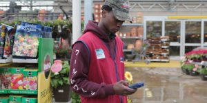 Lowe’s gives full-time store staff the option of a four-day work week