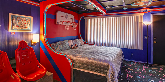 Pabst’s 1980s-themed motel is a throwback from wayback