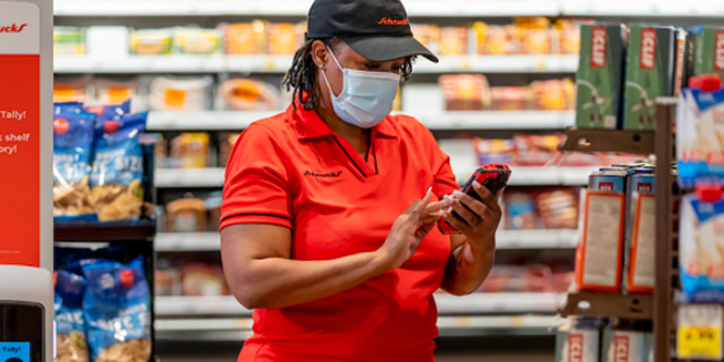 Schnucks lets associates pick their own stores and shifts