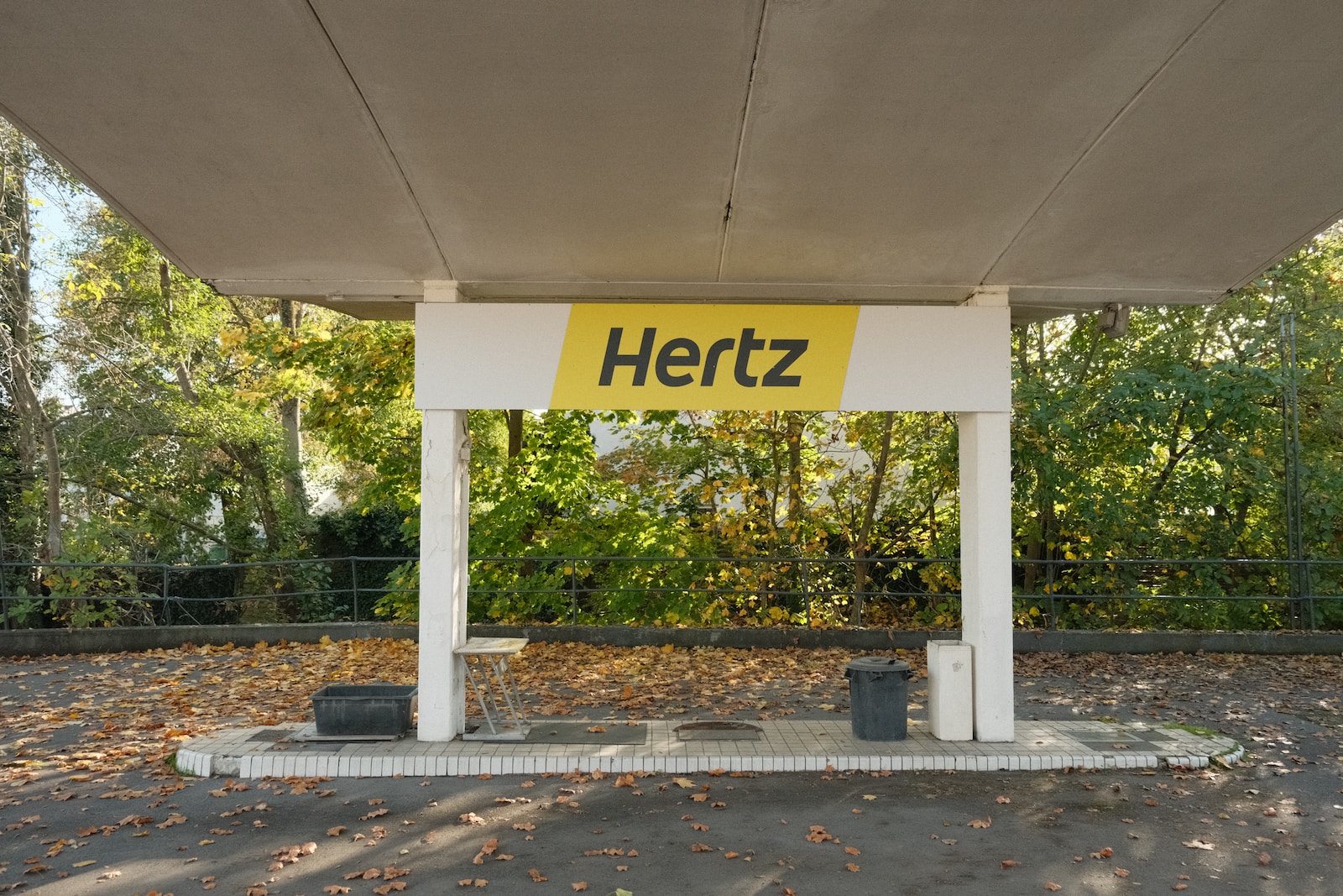a hertz sign on a covered area