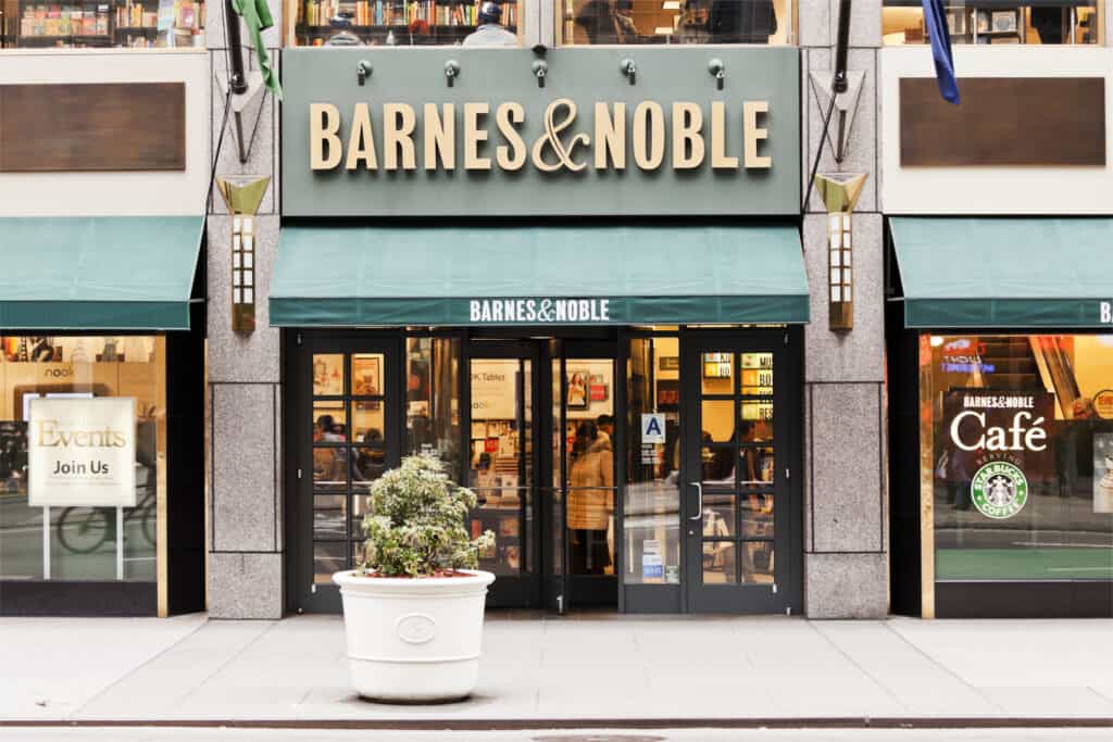 Barnes and Noble bookstore in the Fifth Avenue
