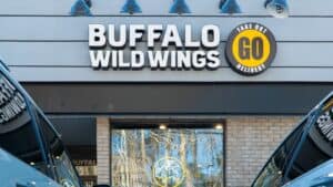 Buffalo Wild Wings Brings Back Free Super Bowl Wings