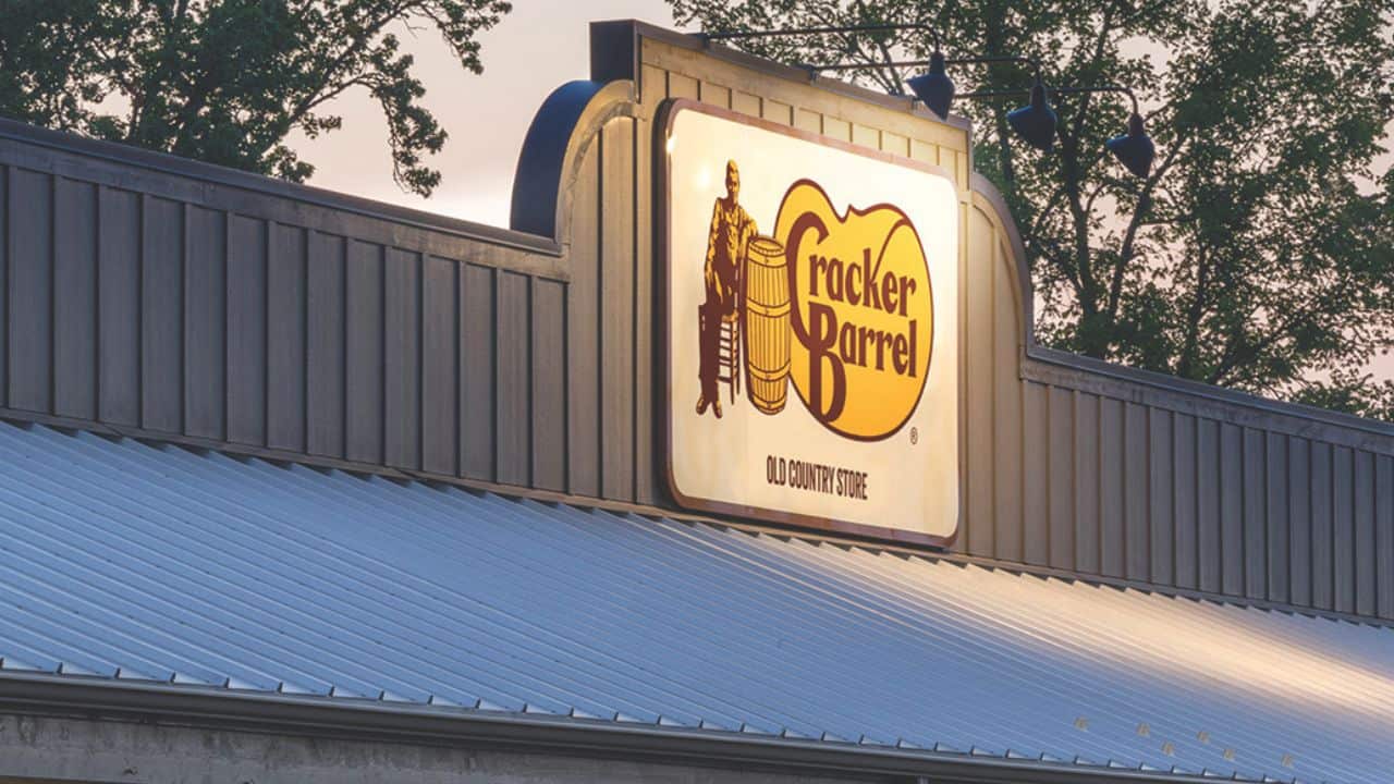 Cracker Barrel Protested By Special Needs Group Activists. Here's Why.