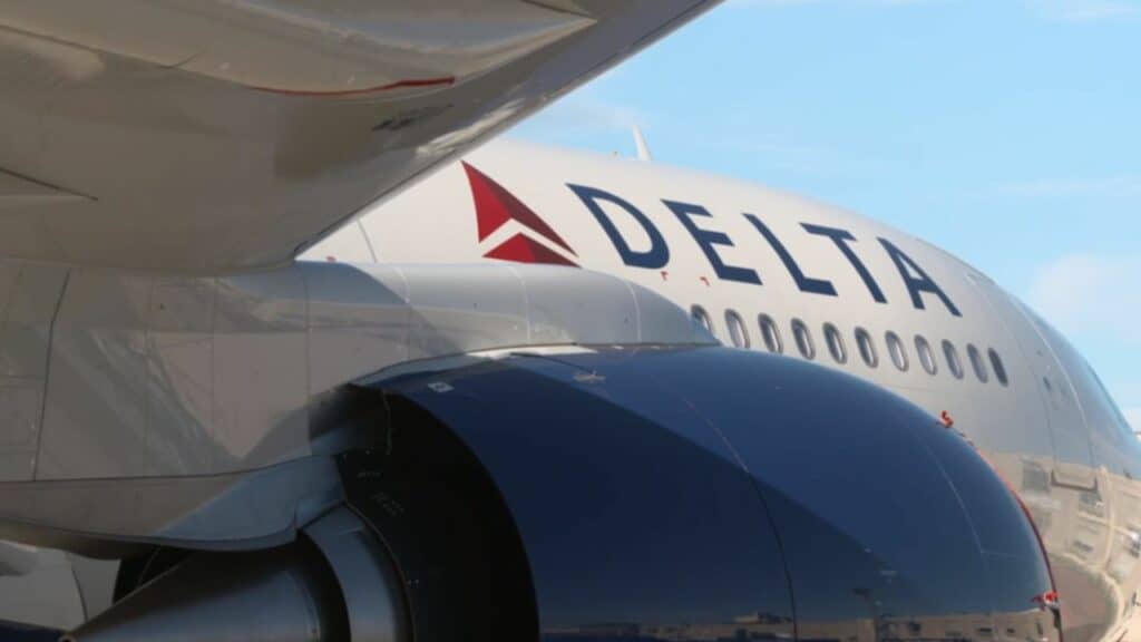 Delta Air Lines Faces Federal Probe After Ground Incident at Atlanta Airport