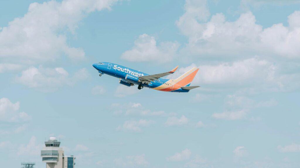 Elliott Investment Sinks $2B in Southwest Airlines, Pushes for Change