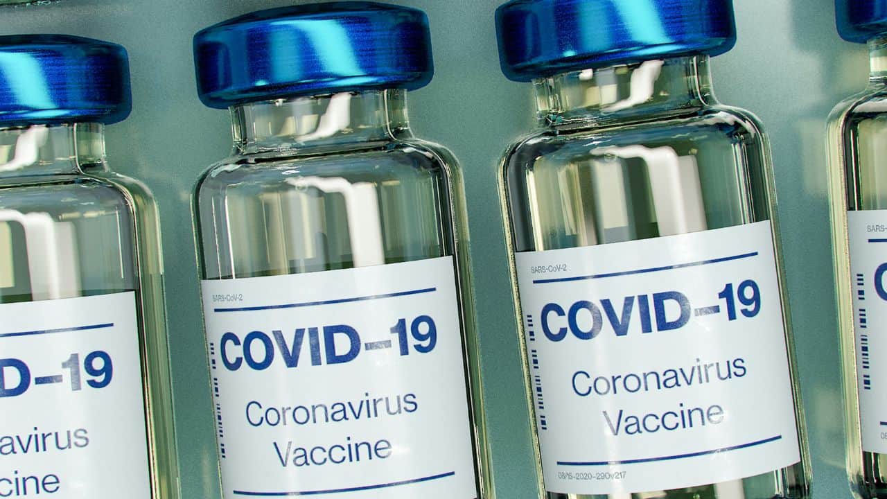 FDA Advisors Unanimously Vote in Favor of Updated COVID-19 Shot