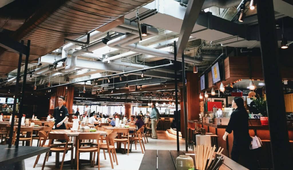 Grocery restaurant with lots of seating