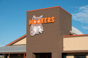 Hooters Abruptly Closes 30 Locations Following Chapter 11 Bankruptcy. Is a Location Near You Affected