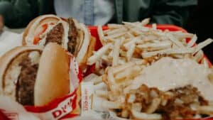 In-N-Out Burger May Never Come To The East Coast, But This New Hampshire Restaurant Comes Close