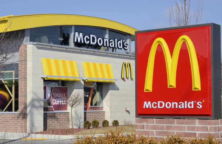 California McDonald’s Franchisee Strategizes Cost Reductions After Minimum Wage Hike
