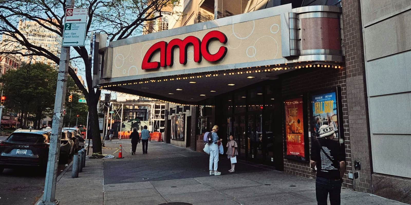 A photo of an AMC theater, AMC Stubs