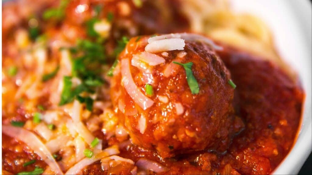 Olive Garden’s Never-Ending Pasta Bowl Promotion Returns