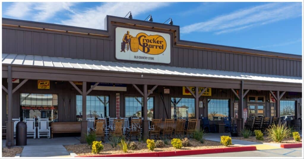 Cracker Barrel’s Feline Decor Sparks Buzz