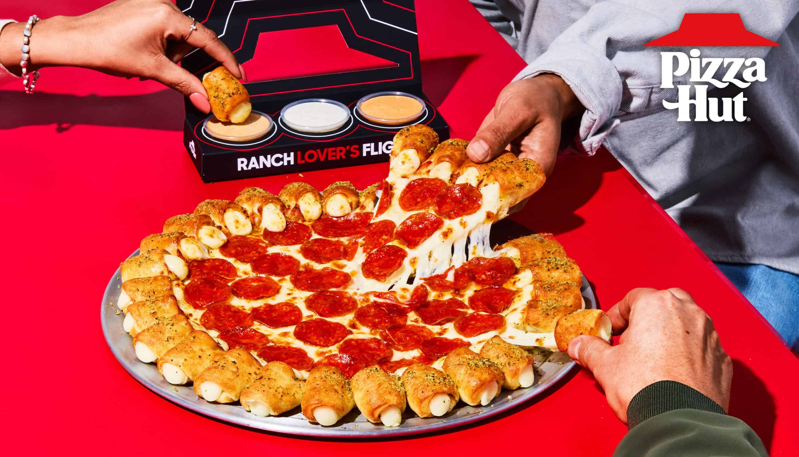 Pizza Hut Cheesy Bites and Ranch Flight