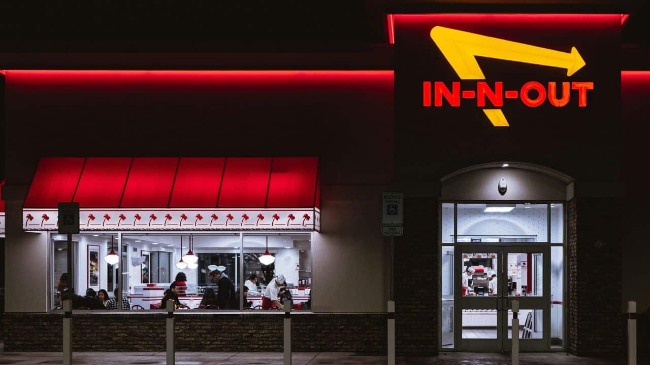 Popular In-N-Out Burger Location Closed Due to Excessive Crime, Says Fast Food Heiress