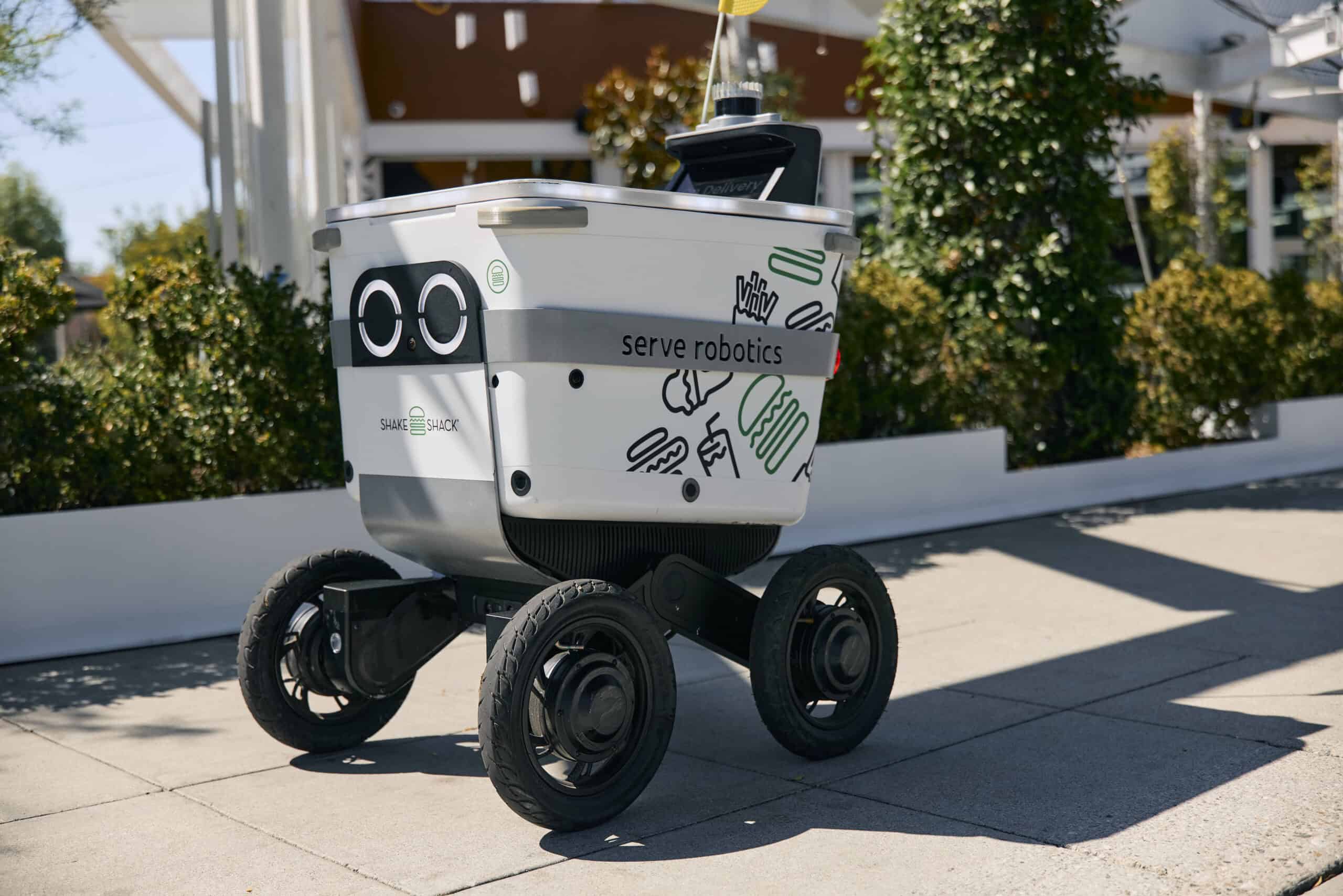 Shake Shack Rolls Out Autonomous Serve Robotics Delivery through Uber Eats