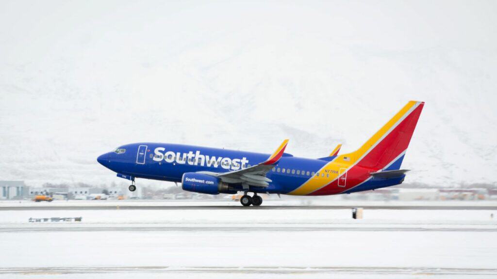 Southwest Airlines To Close Down 2 Crew Bases in Texas & Florida. Here Are the Details