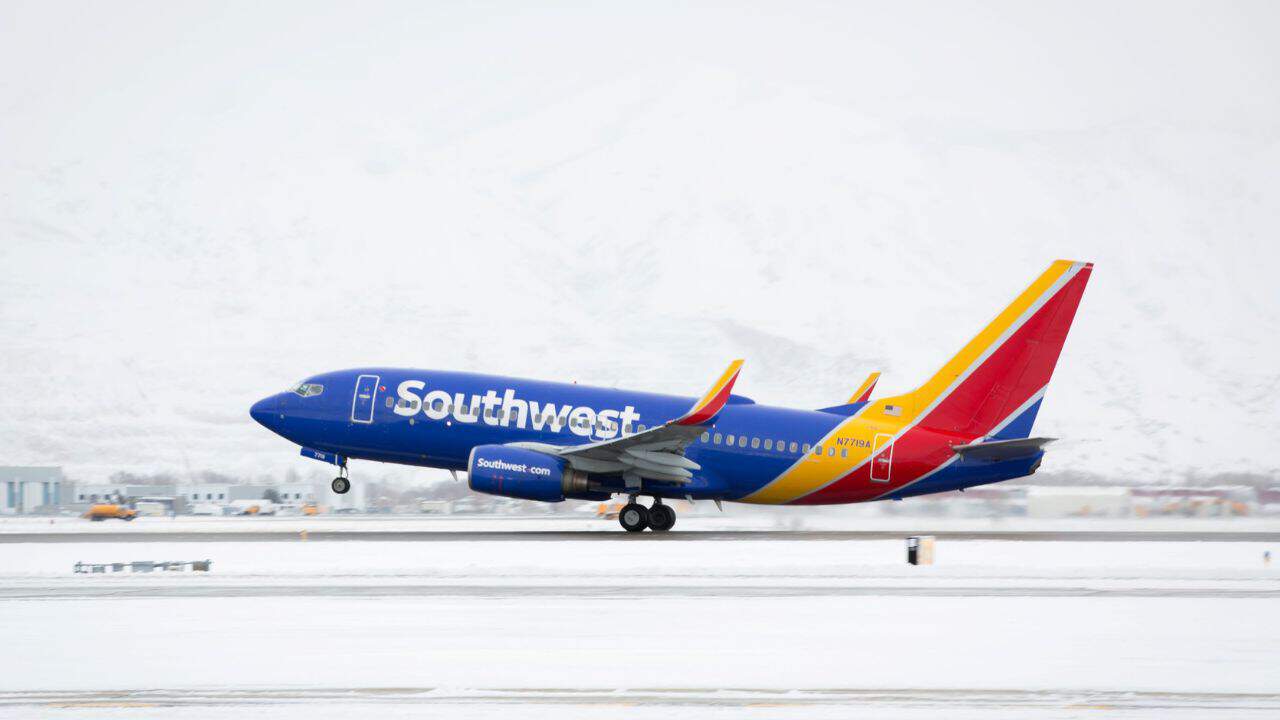 Southwest Airlines To Close Down 2 Bases in Texas & Florida. Here Are The Details.