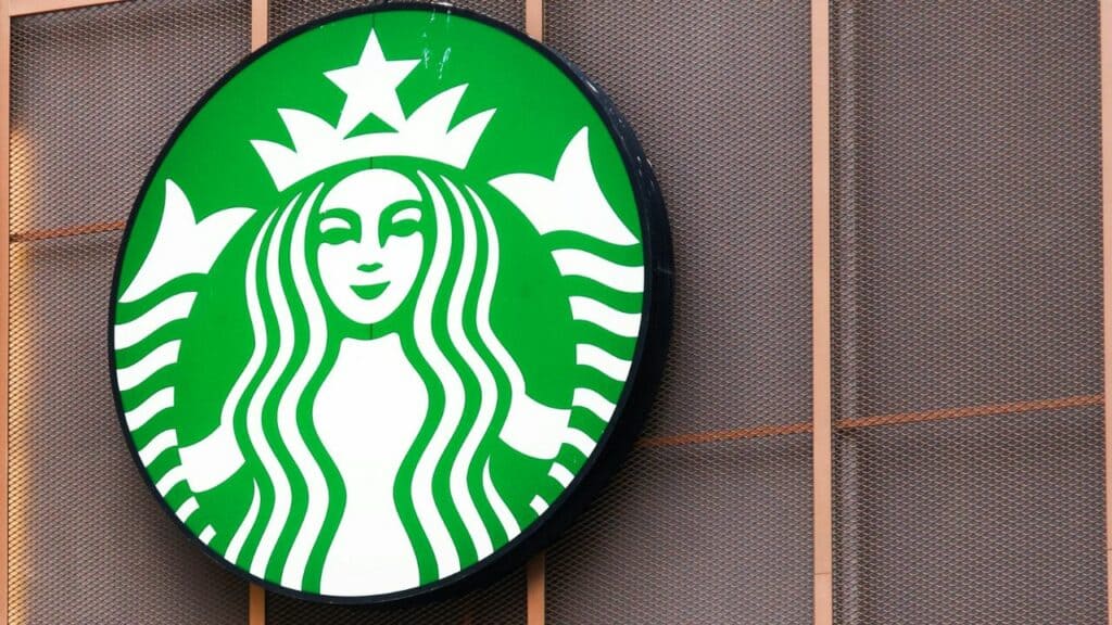 CEO Brian Niccol’s Bold ‘Back to Starbucks’ Strategy Endorsed by Company Founder Howard Schultz
