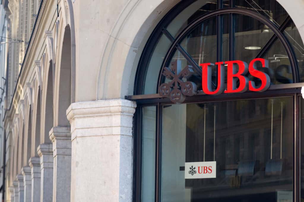 UBS Announces Net Profit Better Than Expected in Q2 2024