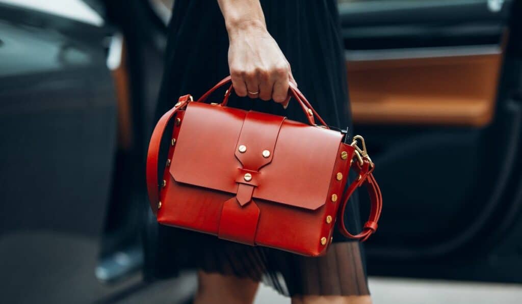 dupe handbag concept