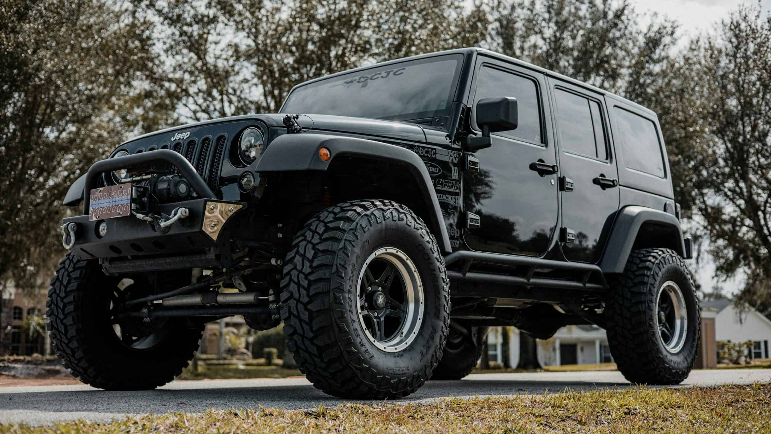 black jeep wrangler