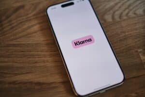 klarna app on phone