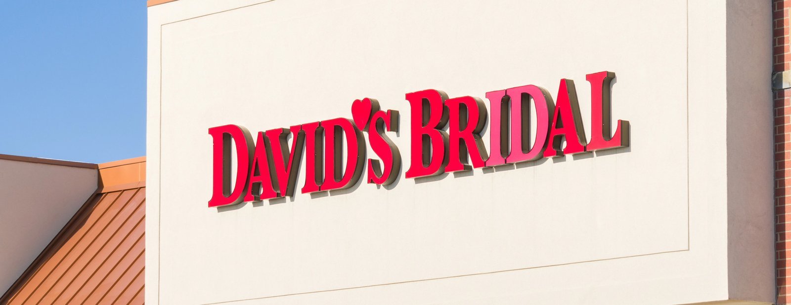 Does David's Bridal's New Outlet Concept Have Long-Term Potential?