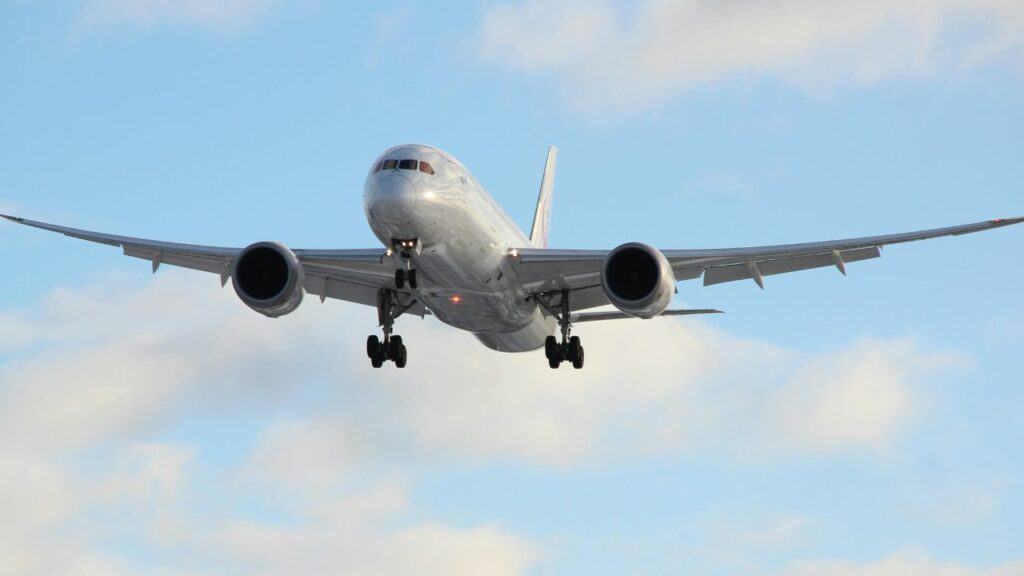 FAA Launches New Boeing Probe, 787 Dreamliners Under Fire