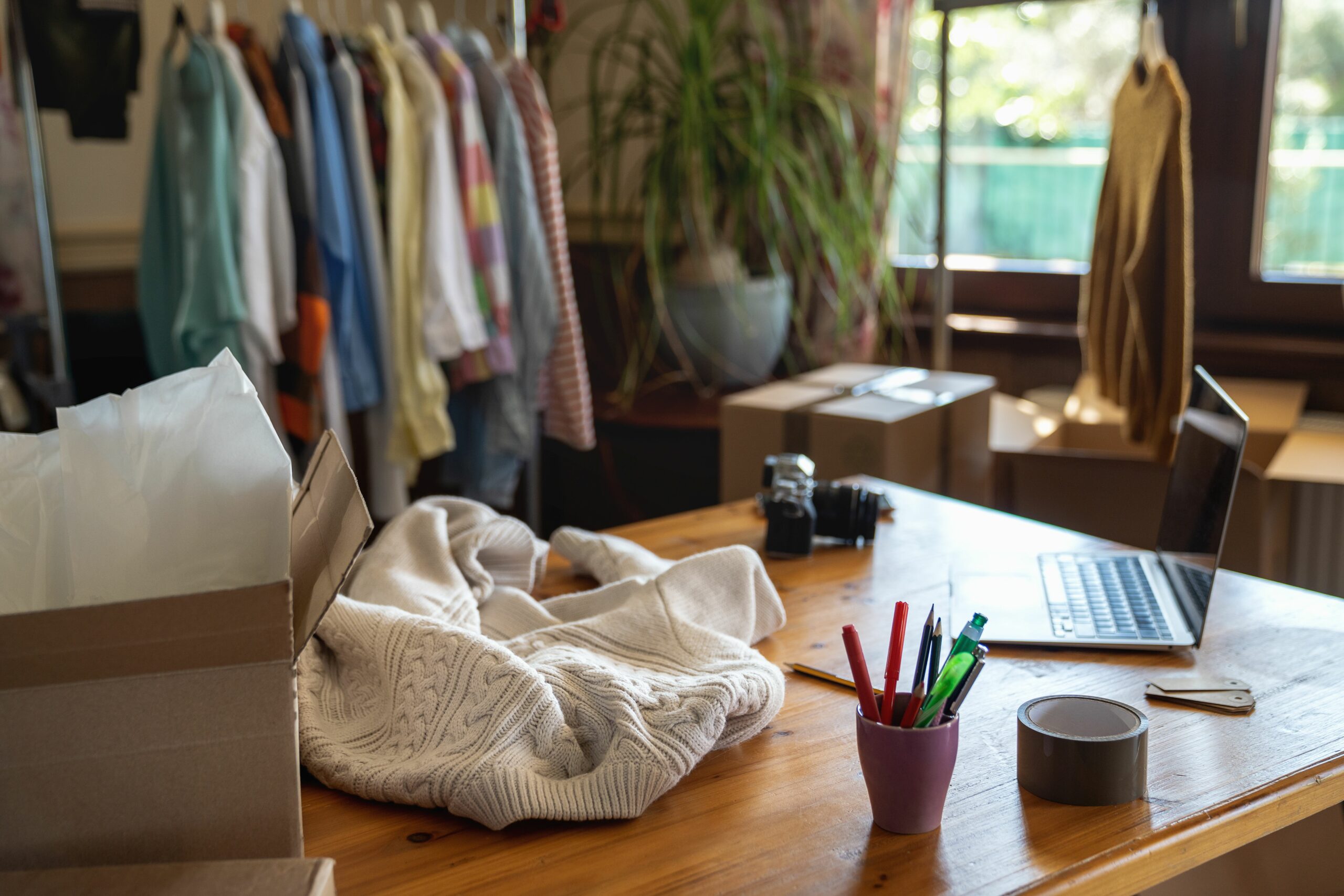 Fashion resale concept