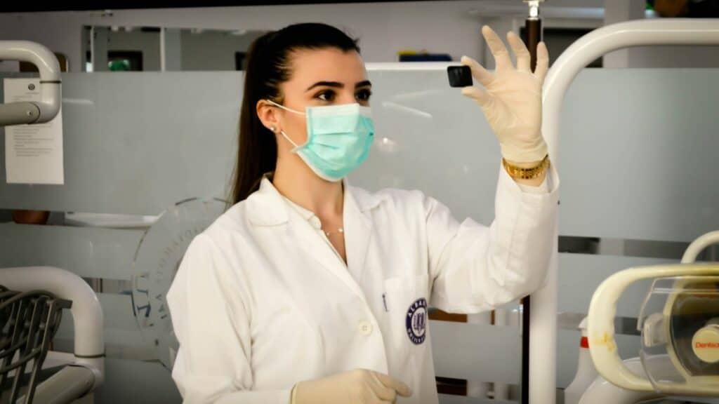 FDA Approves Imdelltra To Treat a Deadly Form of Lung Cancer