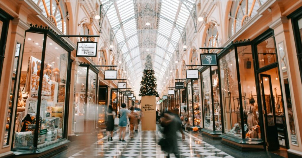 Last-Minute Holiday Shoppers Could Be Fraud Victims