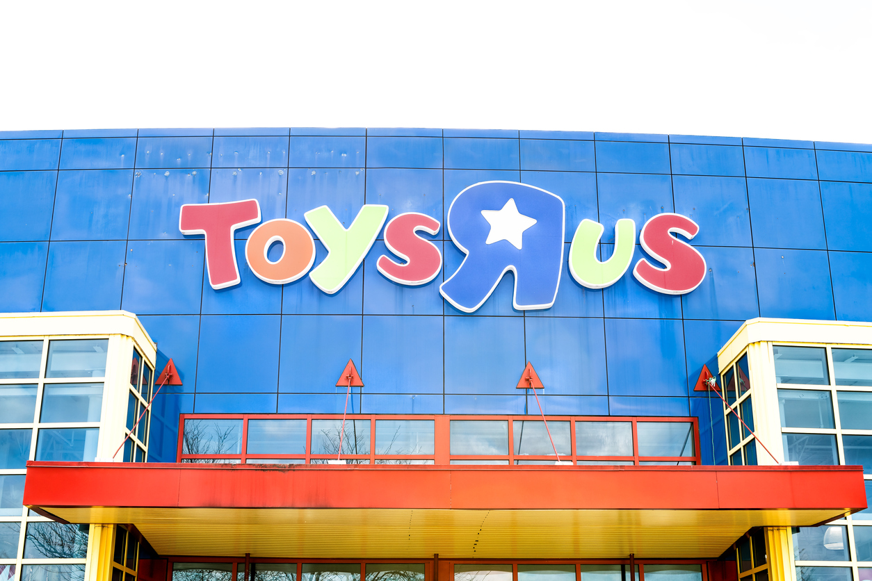 Is Toys R Us Coming Back? 3 Ways From Catastrophe to Comeback