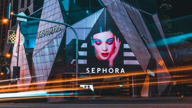 Sephora Beauty Retailer: Growth, Partnerships & Ethics