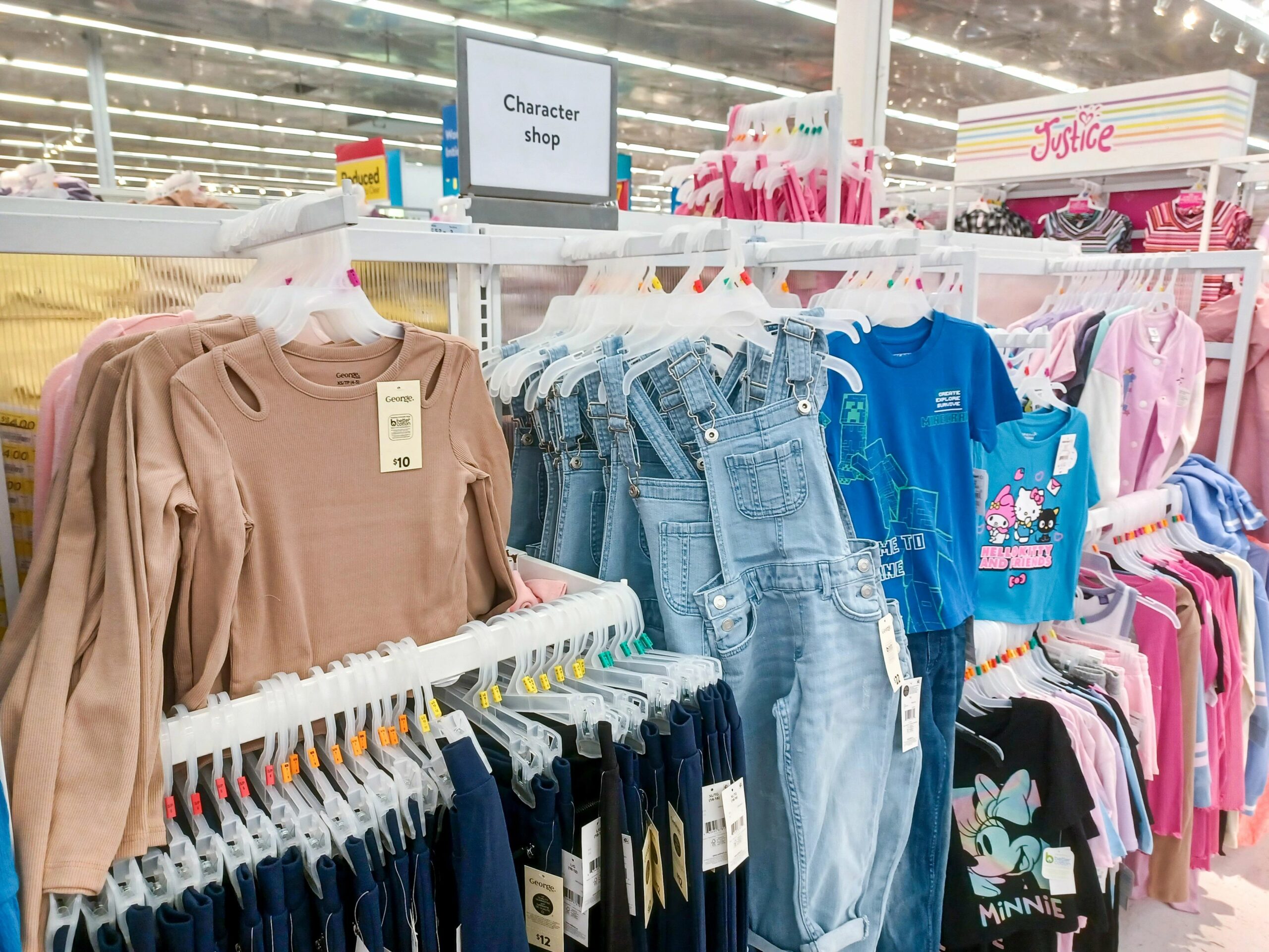 Walmart tweens shopping
