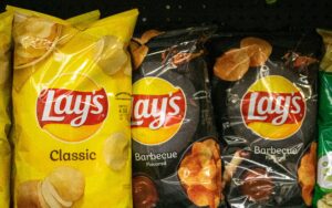bags of frito-lay potato chips